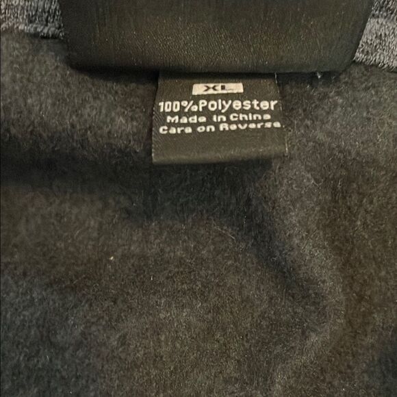 Men's XL J. America - Fleece Quarter-Zip Sweatshirt - Picture 8 of 8